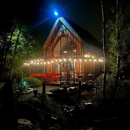 Czerwona Stodola Karkonoska 別荘 ポドグジン